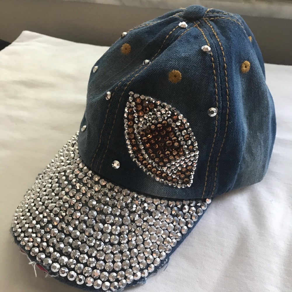 Fashion ball cap